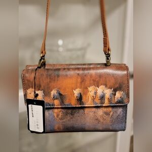 "Icon" Bag Designed By Famed Photographer Jim Zuckerman! Westerncore